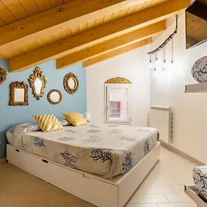 https://la-casetta-chioggia.hotelinveneto.com